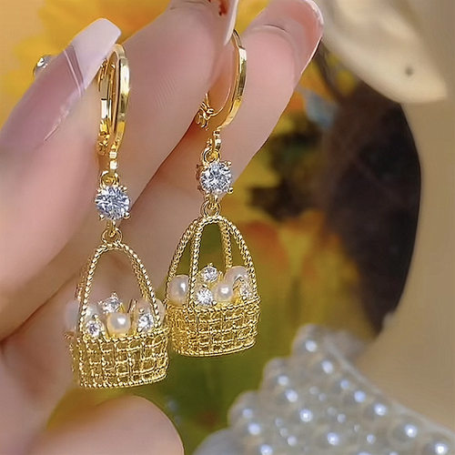 德国韩式精致温柔重工镶钻花篮珍珠耳扣轻奢个性复古网红同款百搭