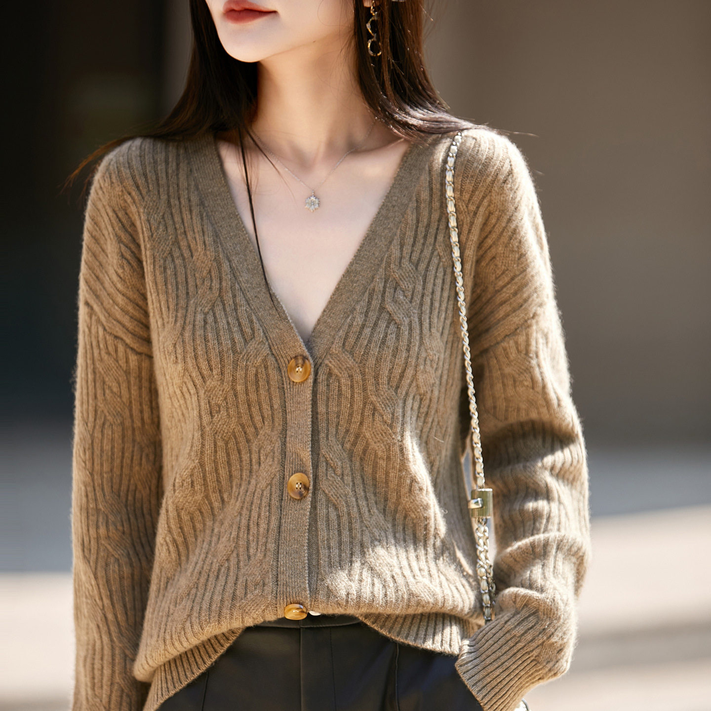 进口复古麻花%纯羊毛针织开衫女短外套毛衣新款保暖时尚上衣