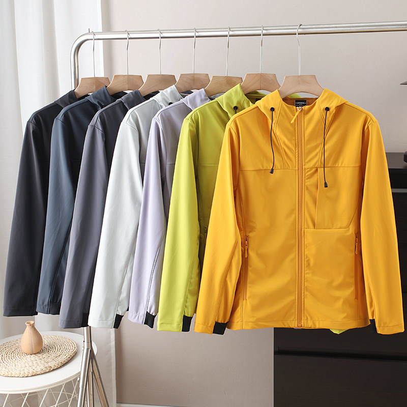 大厂订单！男女款户外山系防风防泼水连帽软壳登山冲锋衣夹克外套