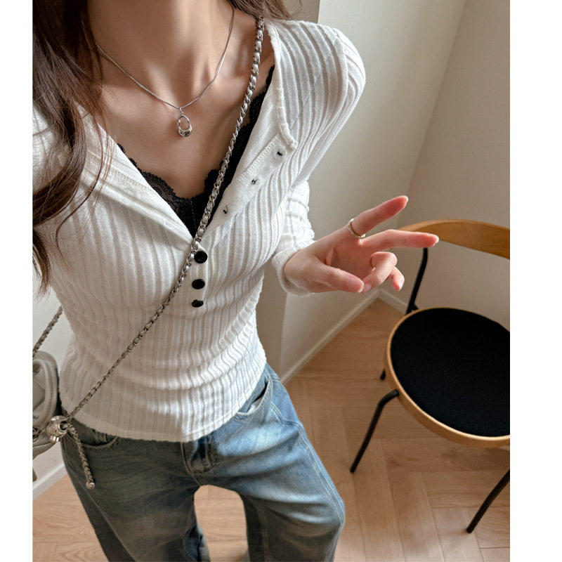美式蕾丝拼接设计感坑条正肩长袖t恤女内搭秋冬季修身打底衫上衣