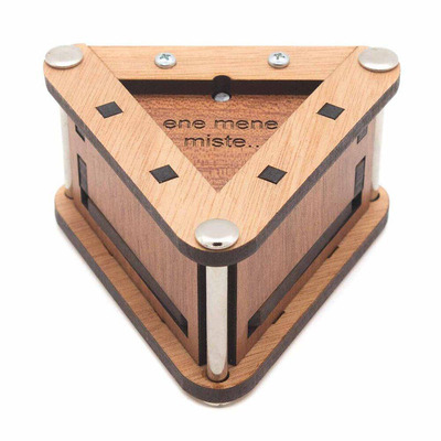 Constantin三角机关盒木质Puzzle