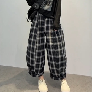 美式复古格子休闲裤女欧货2026年夏天洋气松紧腰气球九分裤阔腿裤