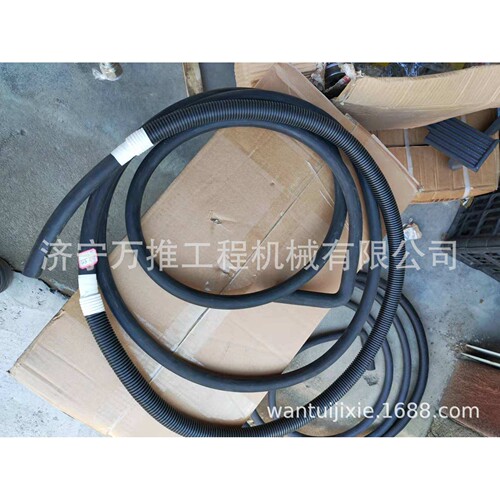 挖掘机PC600-7  油冷器总成  209-03-77510
