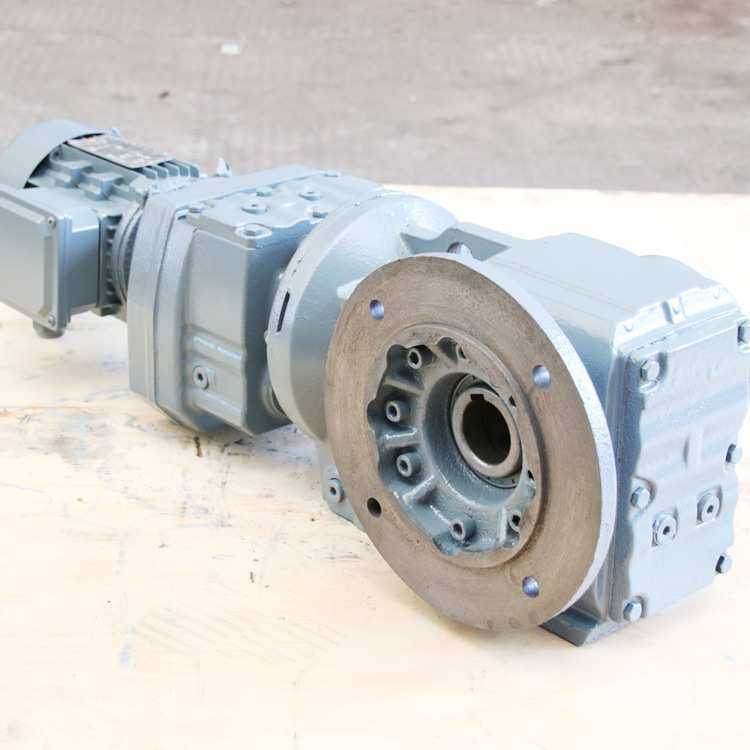 伞齿轮减速电机 KAF67-Y2.2-4P-5.36-M2-90°减速机