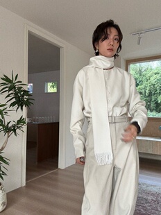 山阶  【纯粹白】天丝羊毛阳离子斜裁高级长袖上衣法式围巾领春冬