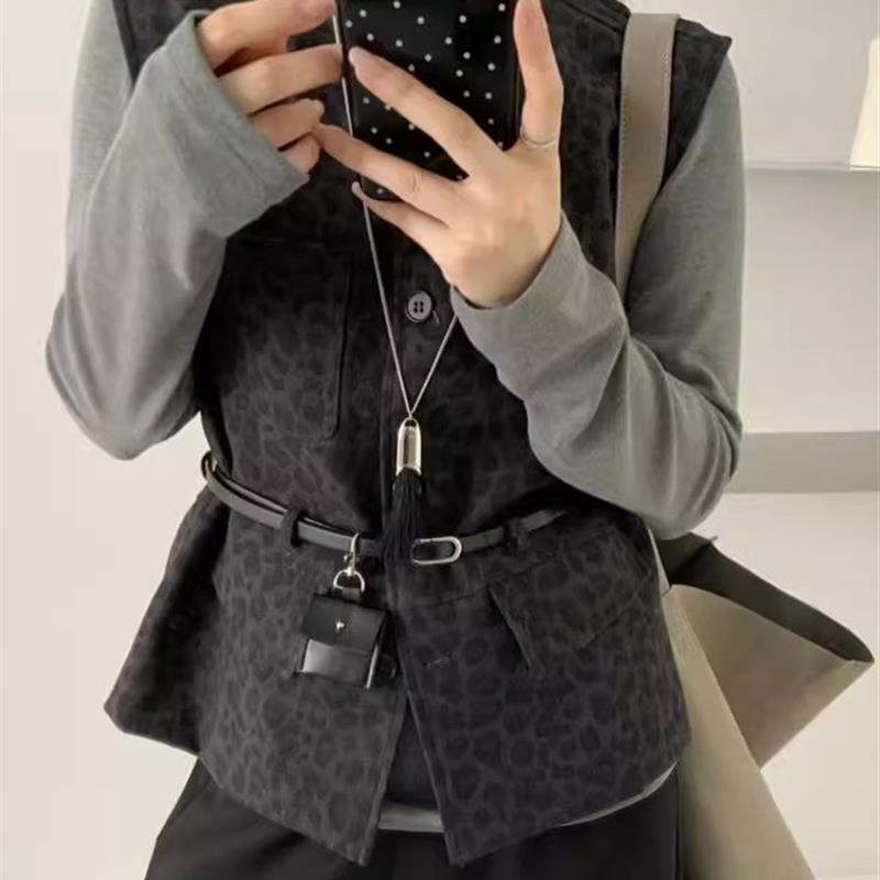 秋新款欧洲站韩系洋气小个子豹纹马甲半高领小衫两件套女百搭上衣