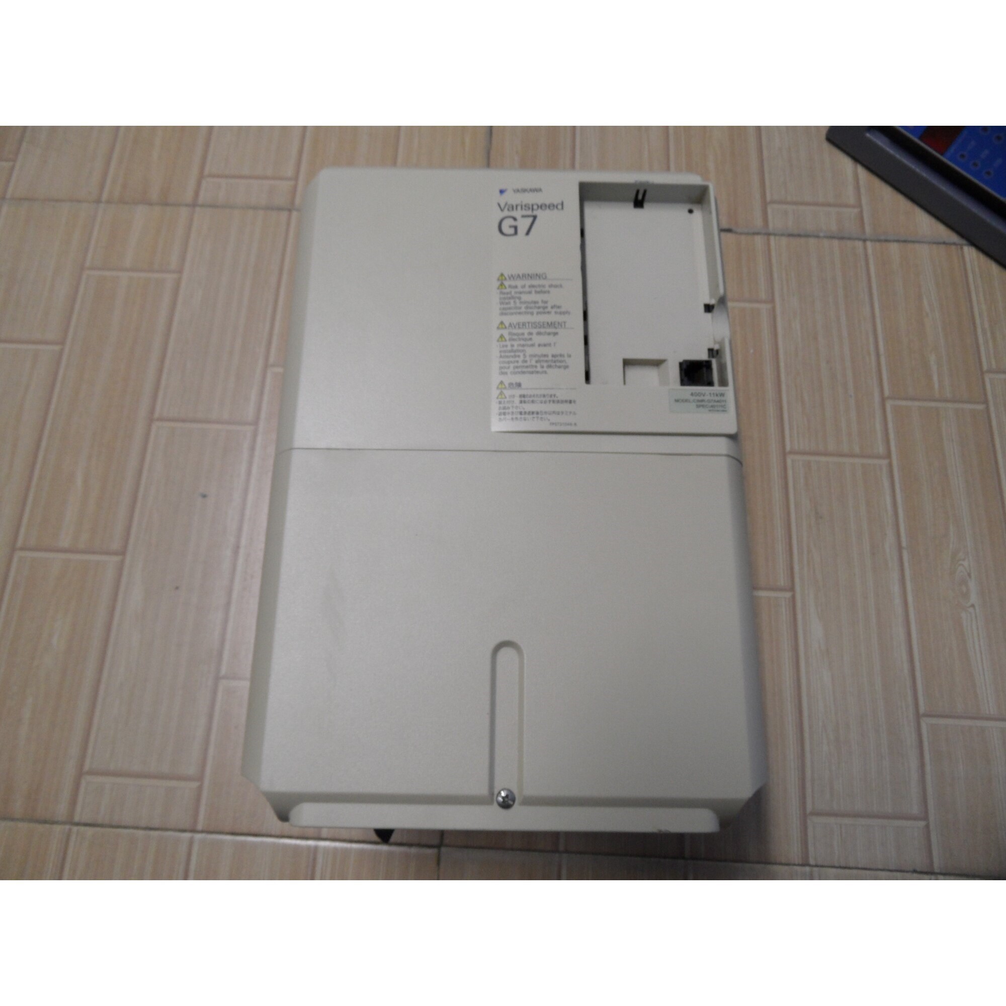 原装安川变频器CIMB- G7A4011  11KW 3 维修 议价