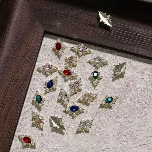 新爆款布契拉提合金美甲饰品熹妃宫廷复古风镶珍珠钻菱形指甲装饰