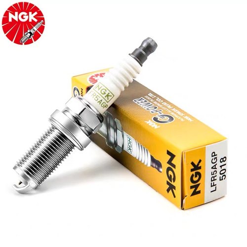 NGK铂金火花塞 LFR5AGP 5018适用于RAV4汉兰达K5智跑天籁ix35世嘉