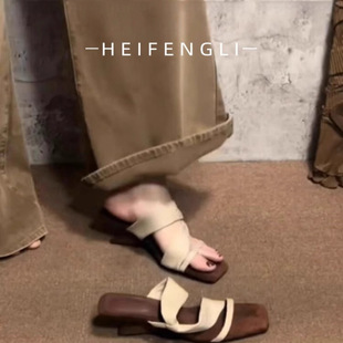 羊皮版！方头绒面一字带坡跟凉鞋女夏外穿露趾复古绕带高跟凉拖鞋
