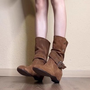 两穿圆头皮带扣短靴子 秋冬季 小众复古绒面西部牛仔靴女款 2025新款
