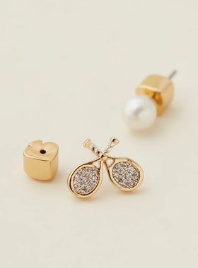 ks方形锆石耳钉Pop Of Joy 10mm Spade Flower Studs