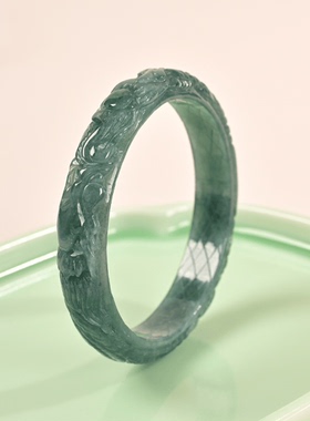 九福晶典 蓝水翡翠精工雕刻手镯 CX602380