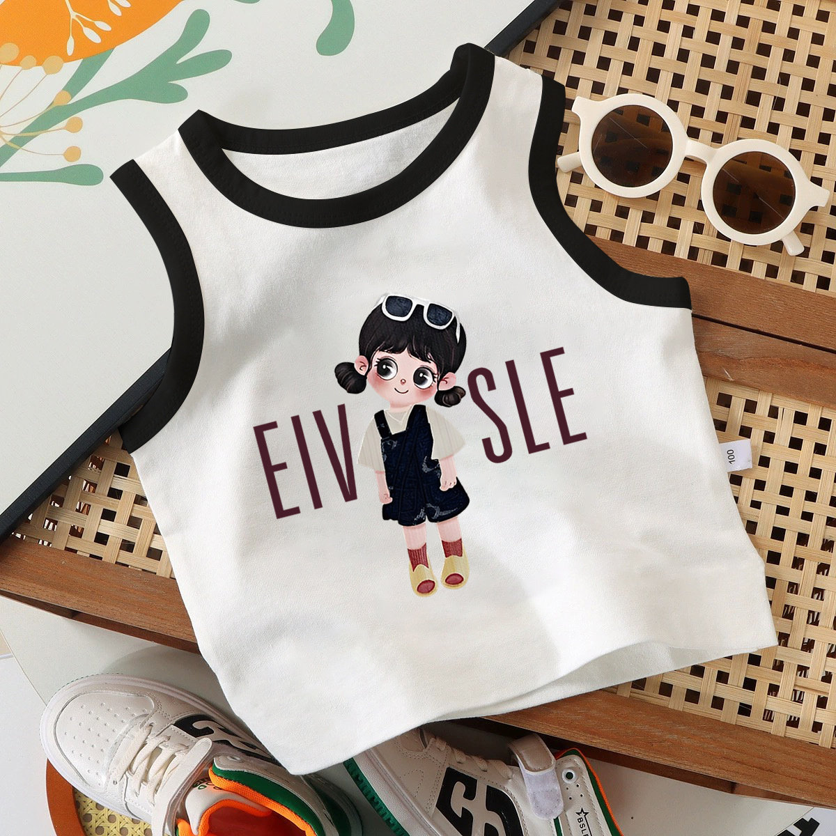 外穿宝宝薄款上衣夏季儿童夏装新款女童无袖洋气休闲卡通背心T恤