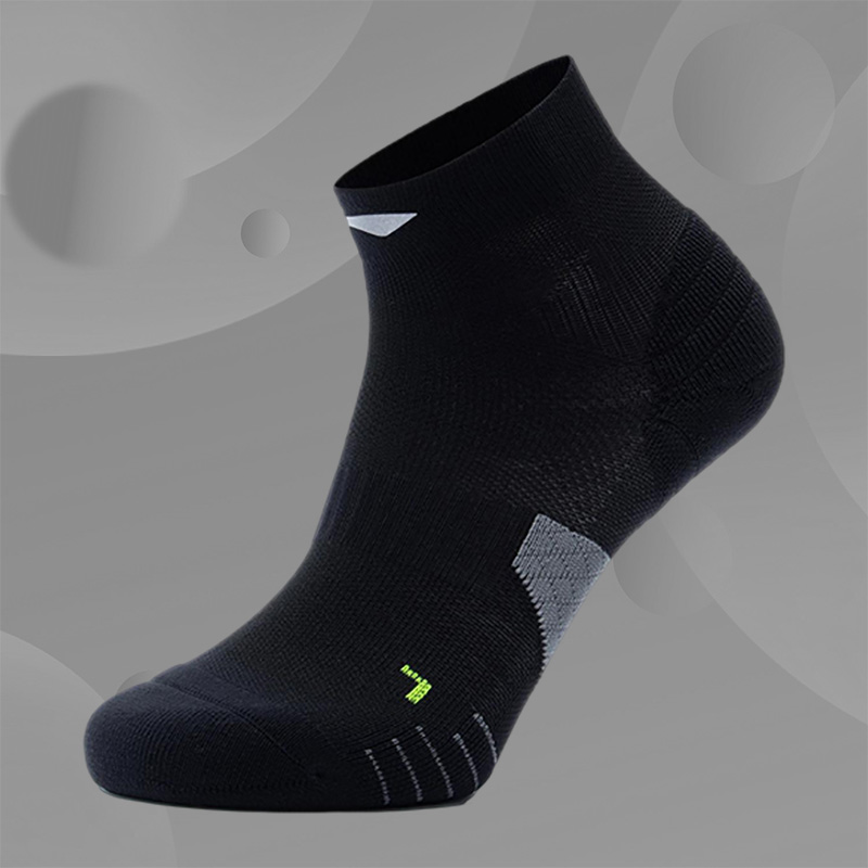 Lining/李宁正品新款跑步系列男女同款透气舒适短筒运动袜AWST103