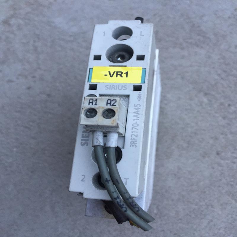 西门子3RF2170-1AA45固态继电器。拆机咨询下单