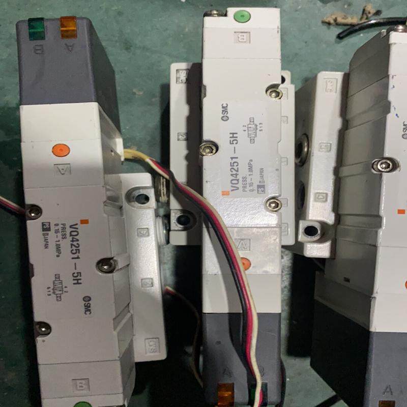检测SMC VQ4251 现货四台 实物图拍摄 想要的 咨询