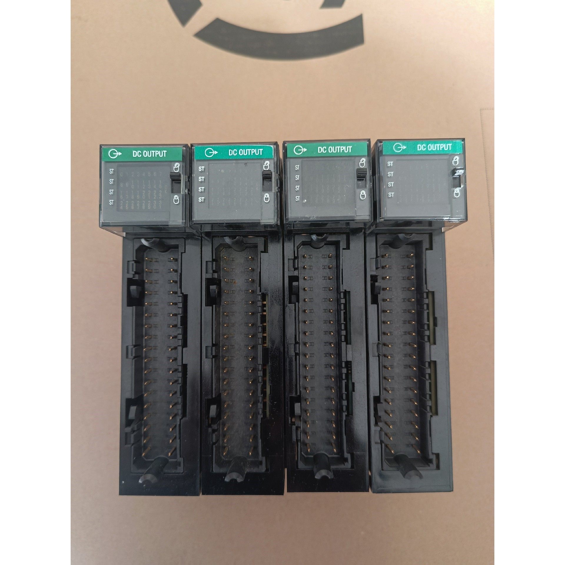 1756-OB32 成色漂亮 功能包好 实价现货 欢迎老板来维修咨询