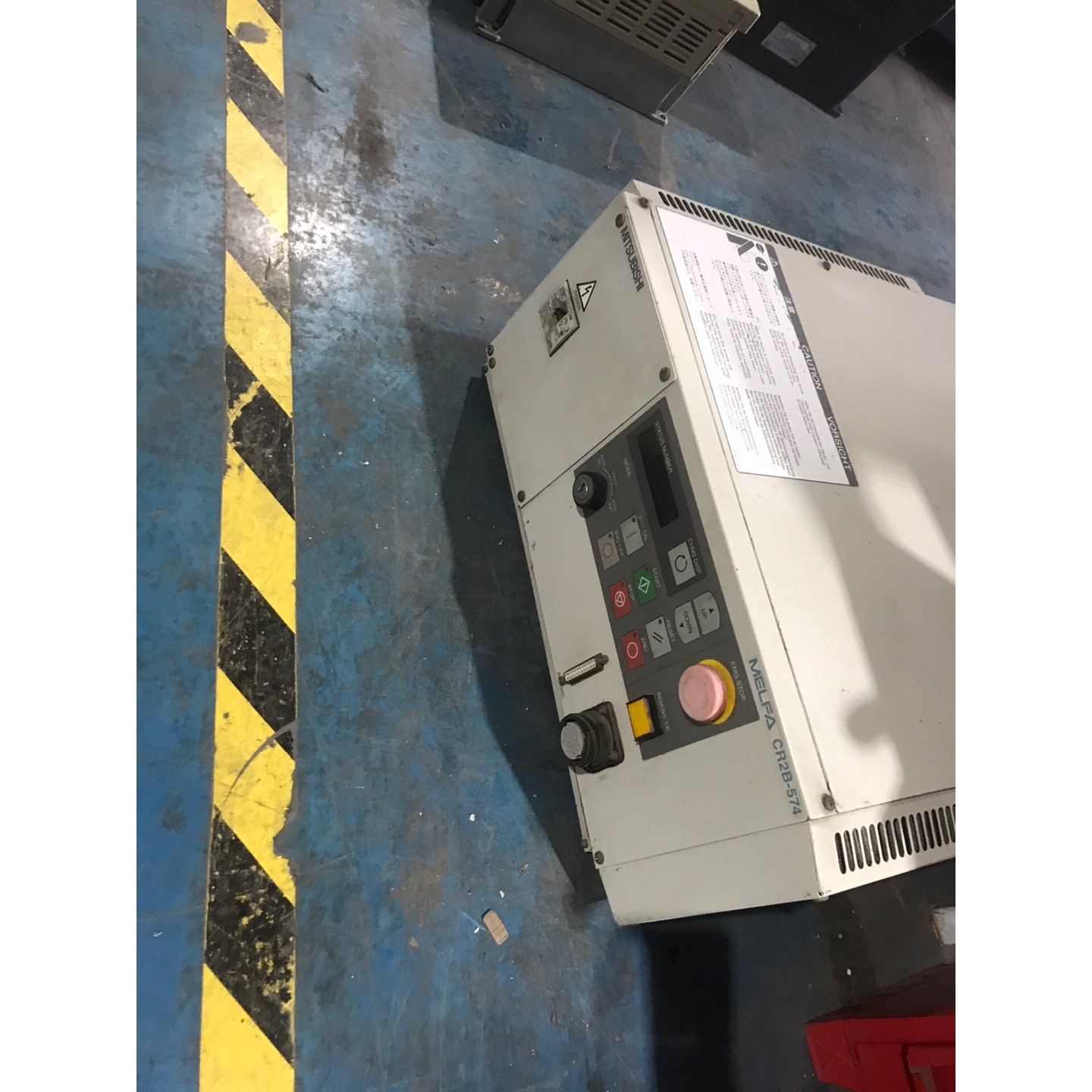 三菱CR2B574 工业机器人控制柜 实物拍摄 质量包好 维修咨询