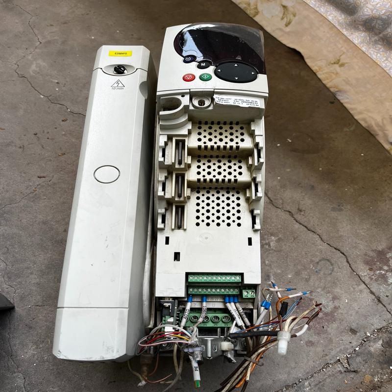 检测SP2402 艾默生驱动器 实图拍摄 功能正常 咨询