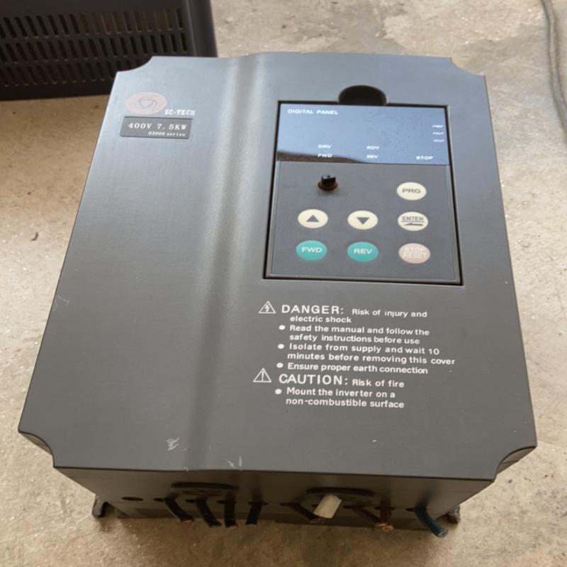 众辰7.5kw变频器H3400A07D5K，功能包好咨询下单