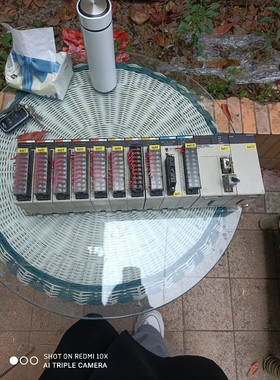 欧姆龙plc一套,橙色如图,型号看图片 备件议价