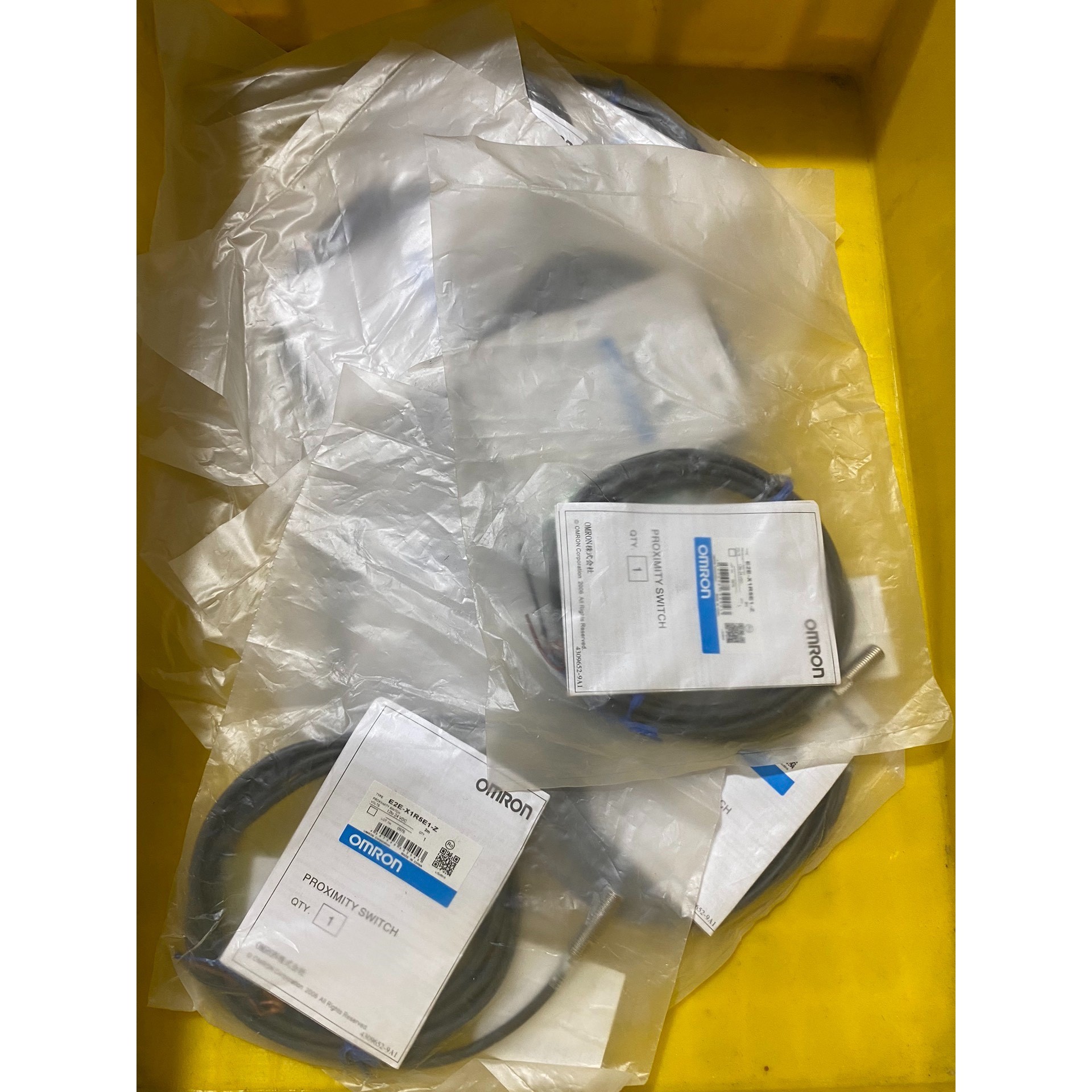 欧姆龙光电开关传感器E2E-X1R5E1-Z全新未使用未开议价 维修