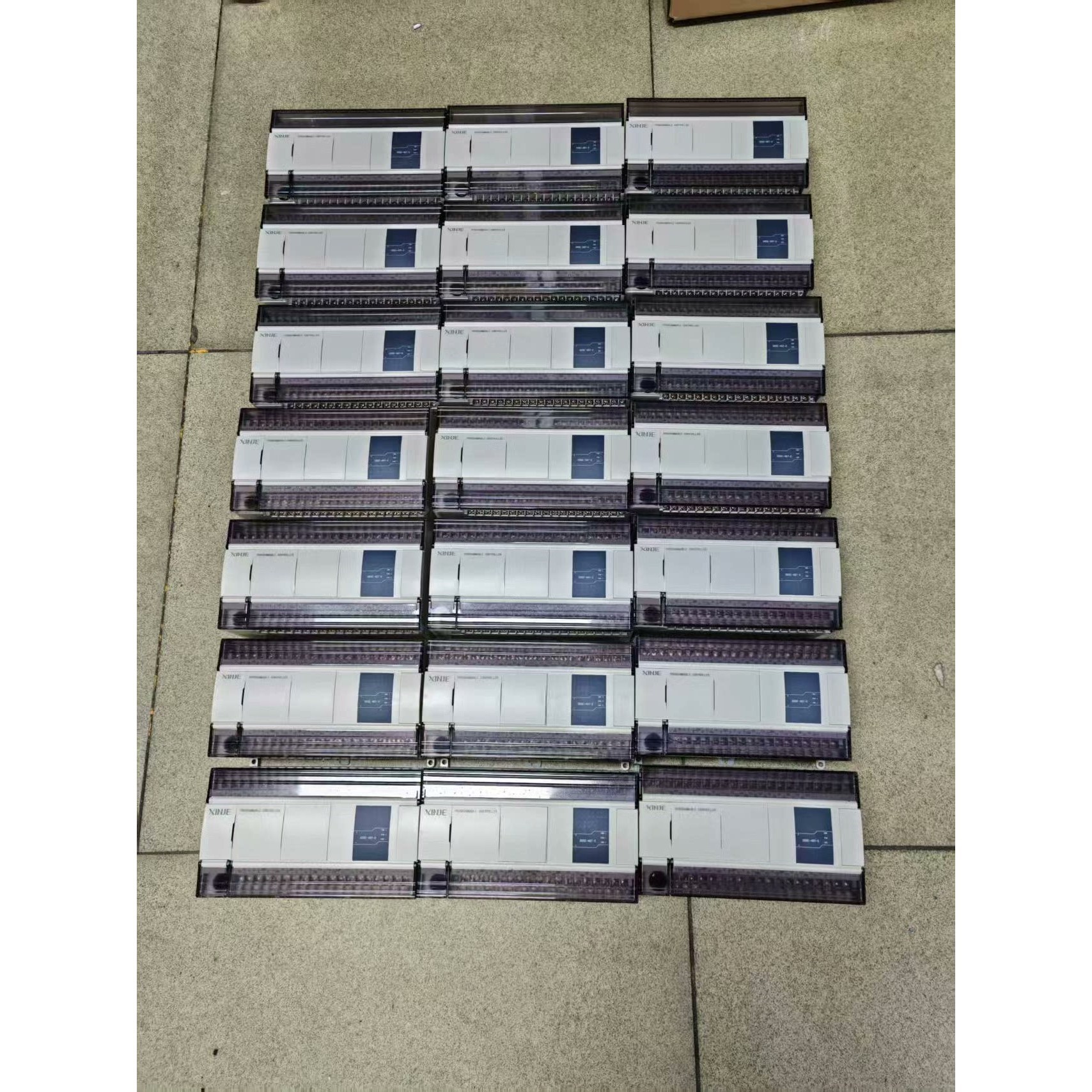 信捷PLCXD5E-48T-E成色漂亮信捷品议价 维修