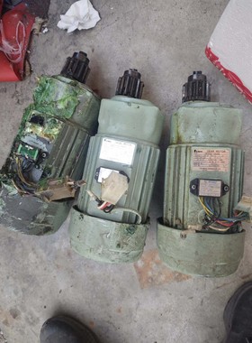 SUBAKI电机在注塑机拆下来议价 维修