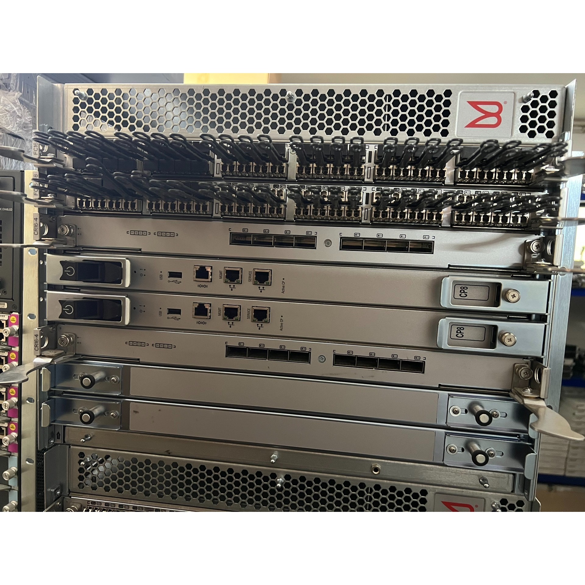 博科 DCX 8510-4 网络交换机成色几乎全新配置包议价 维修