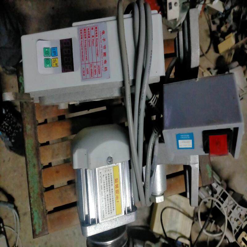 检测转让二缝纫机电机，节能电机，刚到了10来个，电机面 咨询