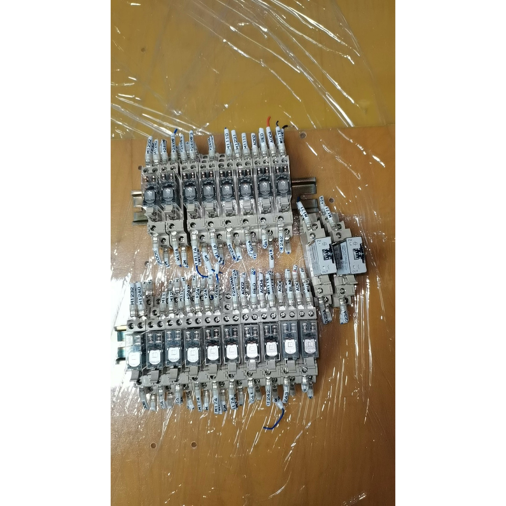 欧姆龙继电器G2R-2-SND 24VDC TV-3 120议价 维修