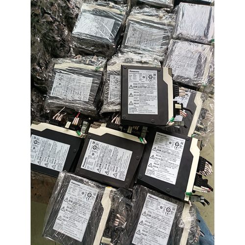 松下A5伺服驱动器型号MADHT1507NB4200W议价 维修