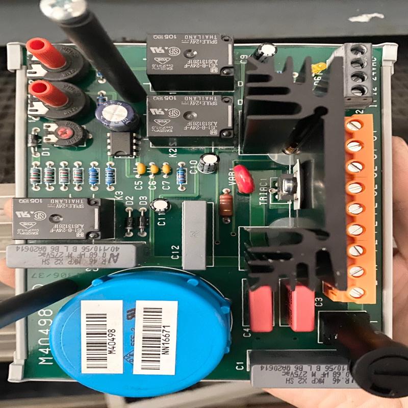 检测STULZ世图兹空调M40498风机调速板 咨询