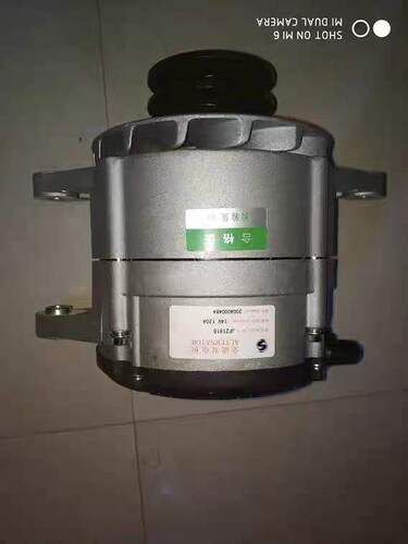 玉米收割机发电机JFZ1915发电机J540B-3701100发电机14V120A