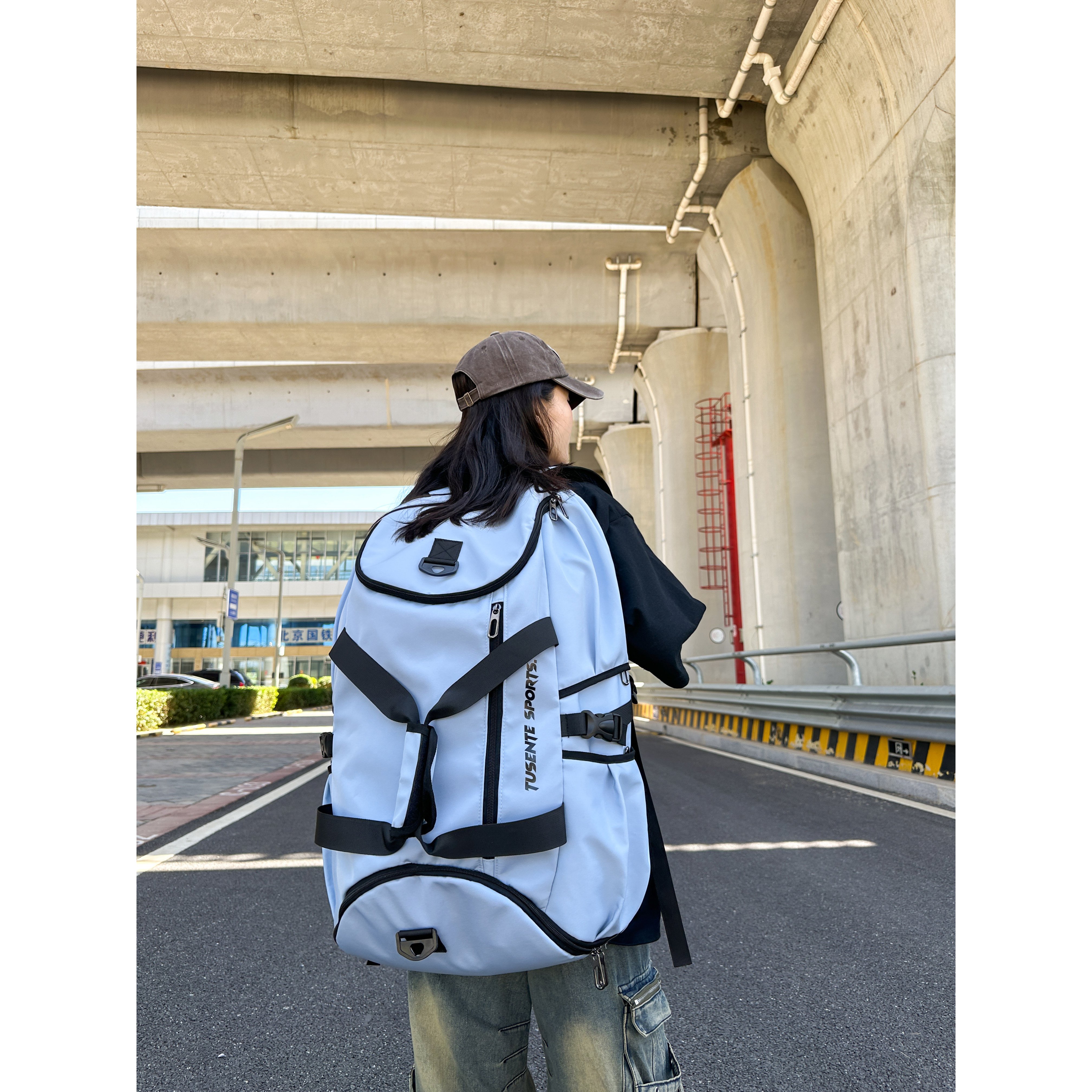 红鹮鸟男士防水大容量尼龙双肩包