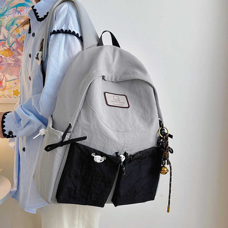 红鹮鸟双肩包ins小众轻便旅行背包少女可爱书包大容量电脑包男