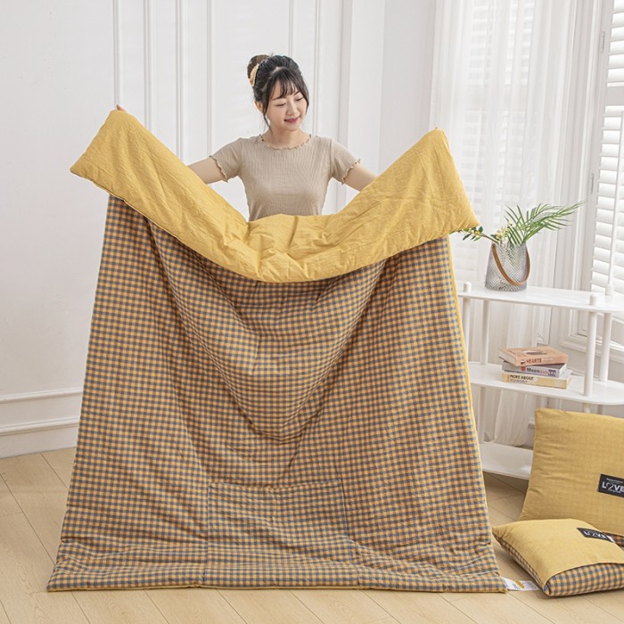 新款全棉大豆抱枕被子二合一可折叠办公室午睡被汽车靠垫被空调被