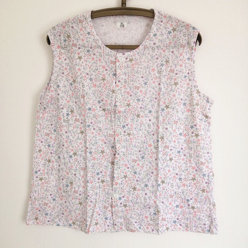 중년 및 노인 여성의 얇은 긴팔 순면 가디건 가을 옷 잠옷 어머니의 긴팔 셔츠 가디건 가을 옷상의