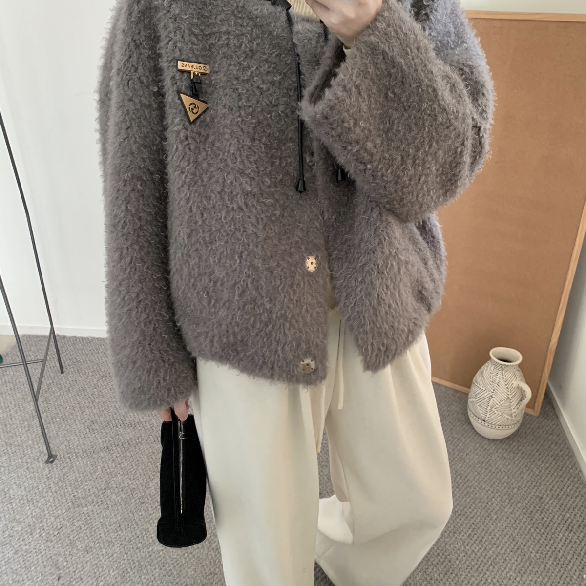 MUUTIS牧缇-利冬上新韩系简约圆领富贵气质巴黎卷领短外套tp88817