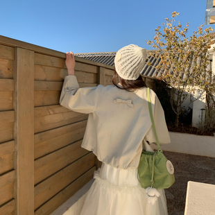 OMELET蛋卷-春上新韩系简约百搭大气圆领短外套GW26187