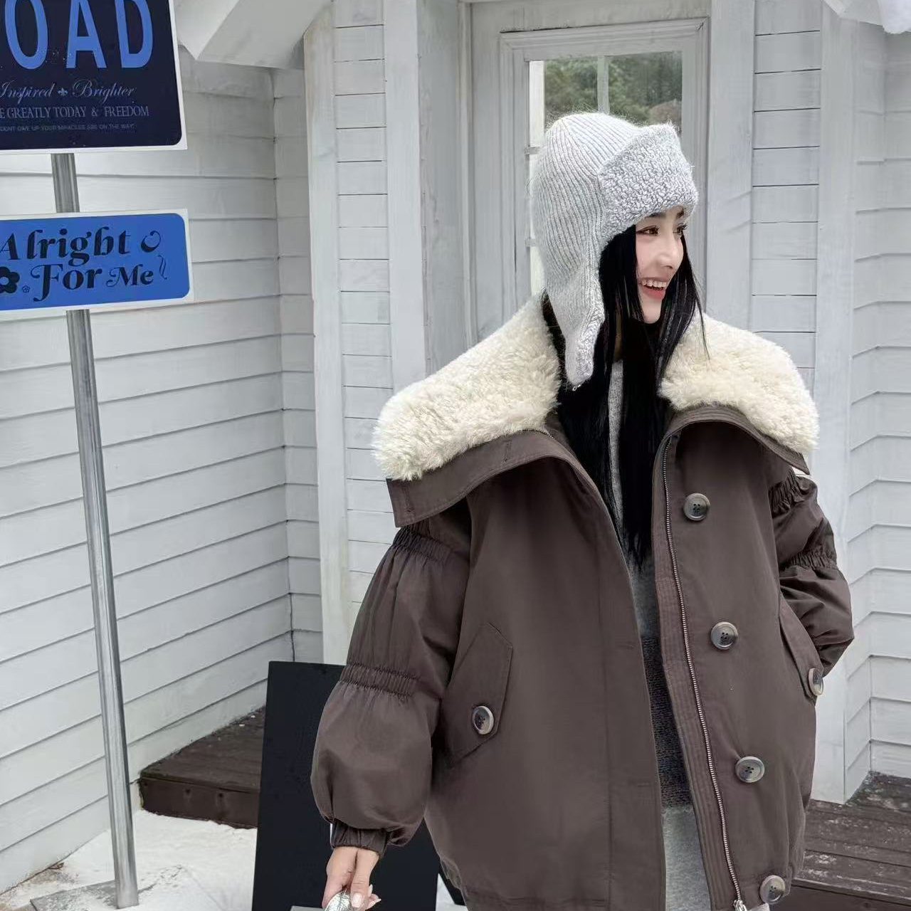 Timi缇米-古风翻领宽松短款舒适保暖外套女保暖羽绒服外套259920