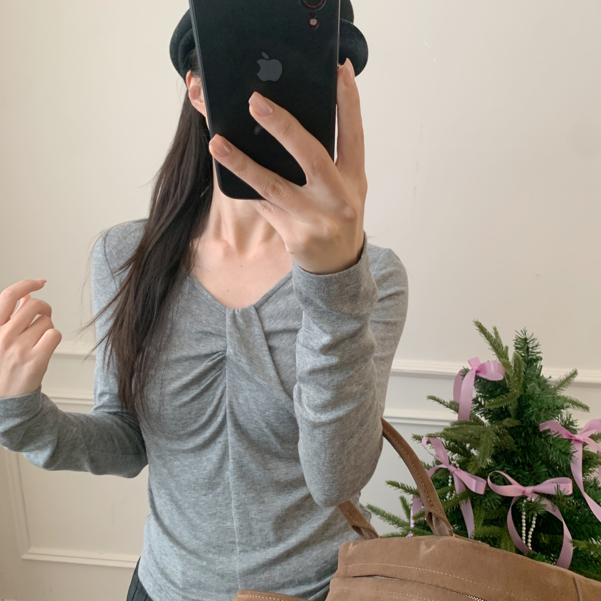 芭妮Bonnet-气质v领纽结面膜t针织衫（含16羊毛）N132-5005福利福