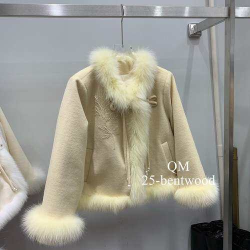 曲沐-风狐狸毛短款冬季保暖羽绒服外套(配狐狸毛不可拆)HYwx2896