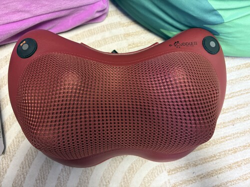 OTO按摩器EU288全身腰部腿部颈椎按摩枕加热红外按摩器颈部肩颈腰