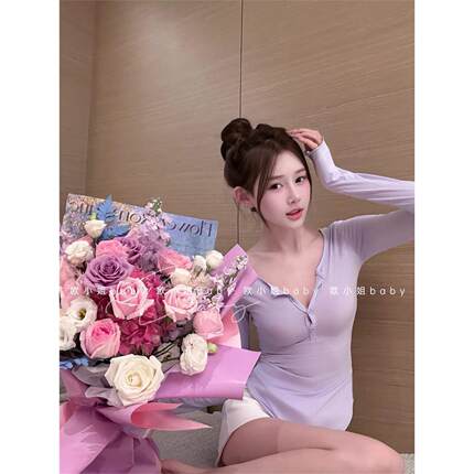 纯欲风性感紫色长袖T恤女秋季新款修身显瘦辣妹打底衫内搭上衣潮