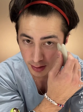 哈德森·威廉姆斯 Hudson Williams同款字母串珠手链串 巅峰对决