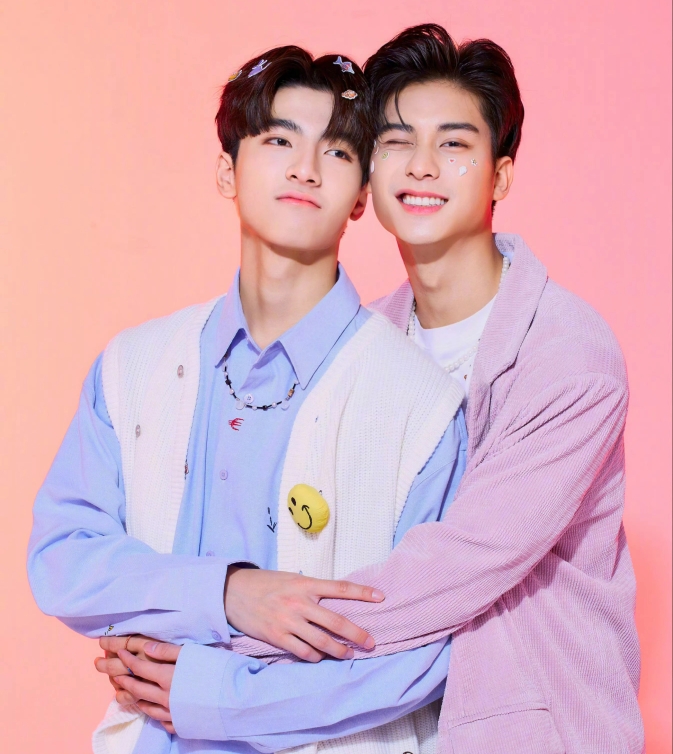 泰版上瘾 August Mac八月同款趣味黑白水晶珍珠项链圈 顾海白洛因