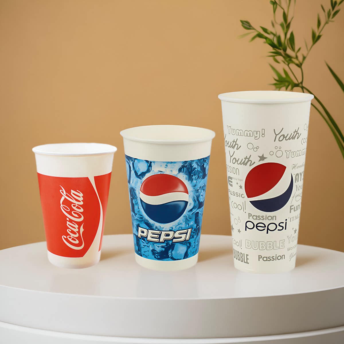 一次性杯子可口可乐杯加冰淋膜360/500/600可乐杯纸杯带盖送吸管