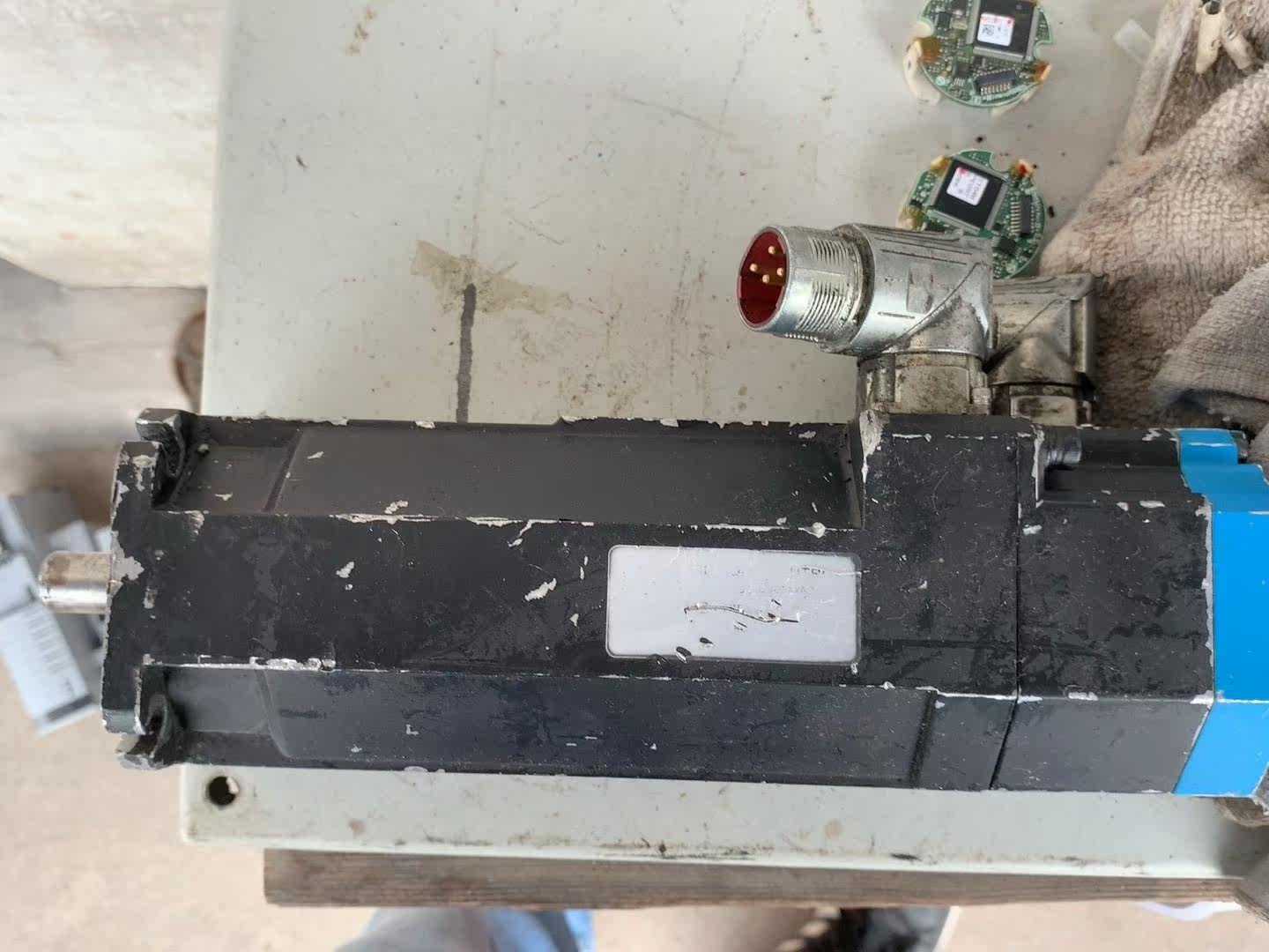 德国菲仕伺服电机大概800w议价!